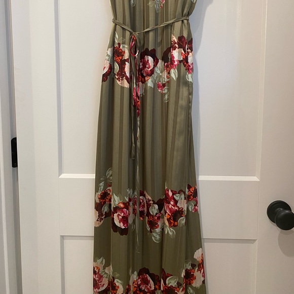 Floral, Maxi Sundress - Sz 6 - Picture 3 of 9